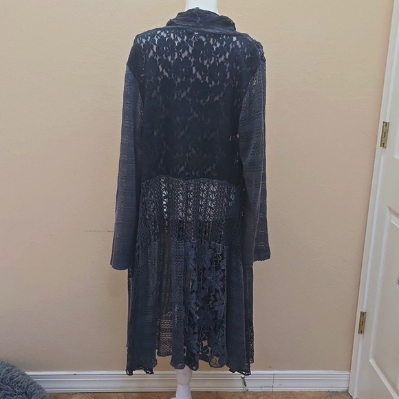 This and That Blue Multi-lace Long Duster, XL - Picture 5 of 9